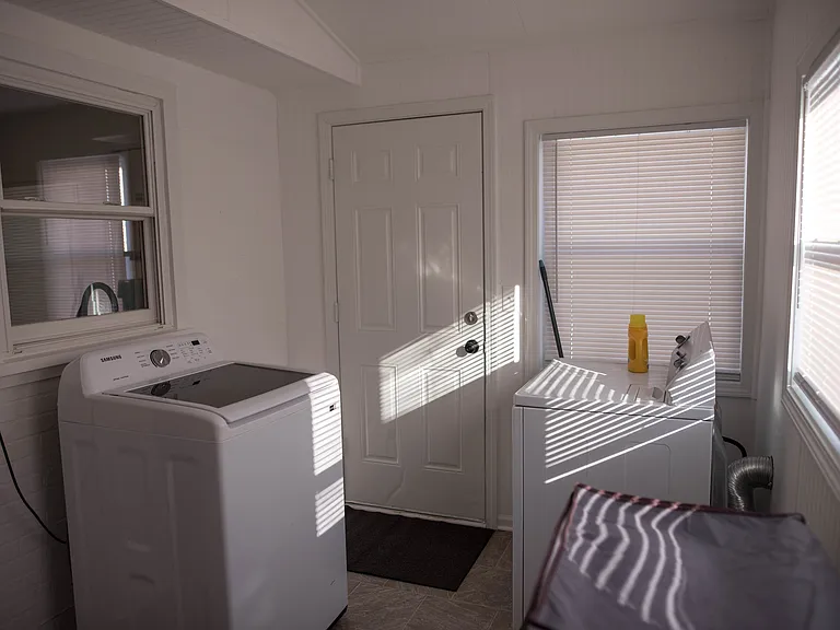5522 N Bennington Ave — Photo 18