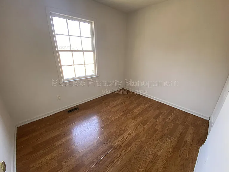 400 Rann Ct — Photo 12