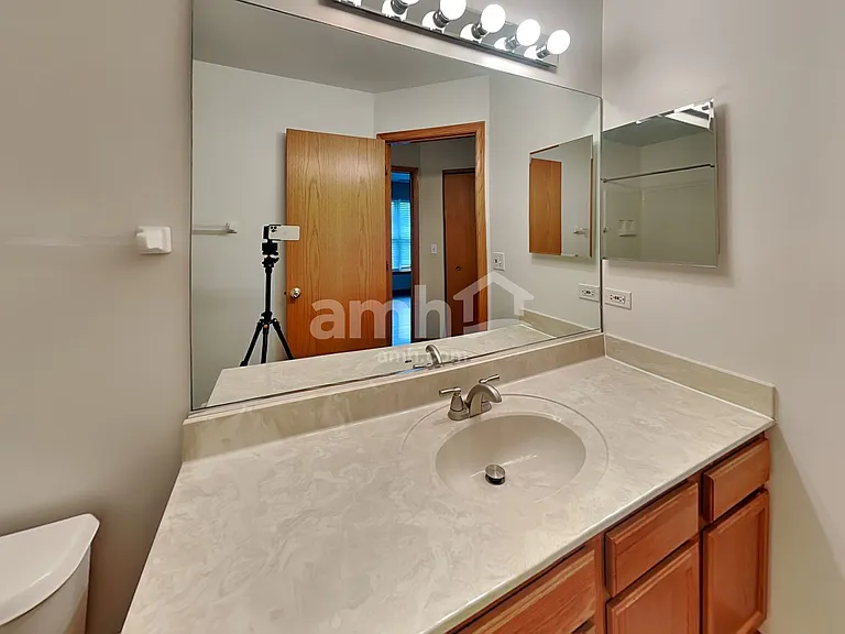 11S524 Rachael Ct — Photo 15
