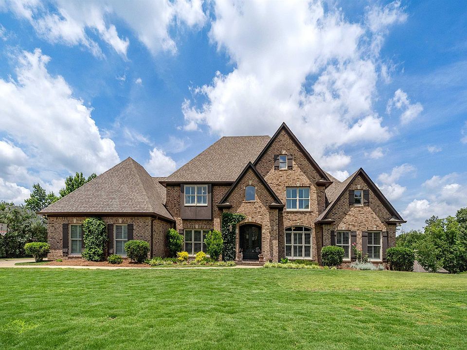 1st image of 1033 Eagle Nest Cir
