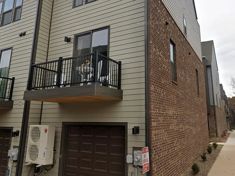 404 Spearfield Ln — Photo 24