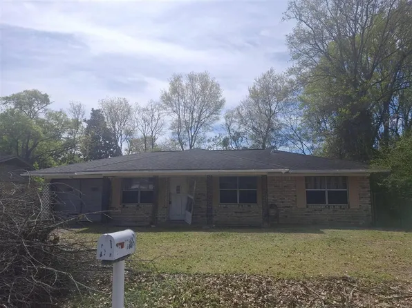 106 James Dr, Gulfport, MS 39503