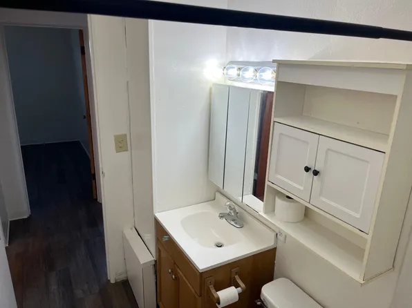 133 Reichart Ave APT B, Steubenville, OH 43953