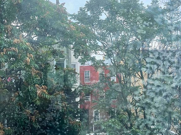 4th image of 178 India St APT 5