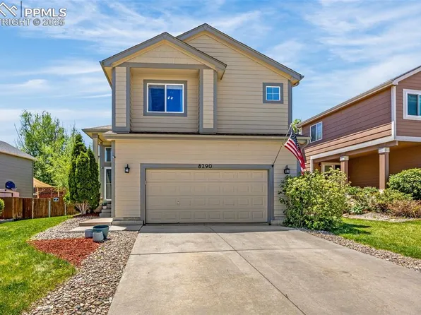 8290 Meadowcrest Dr, Fountain, CO 80817