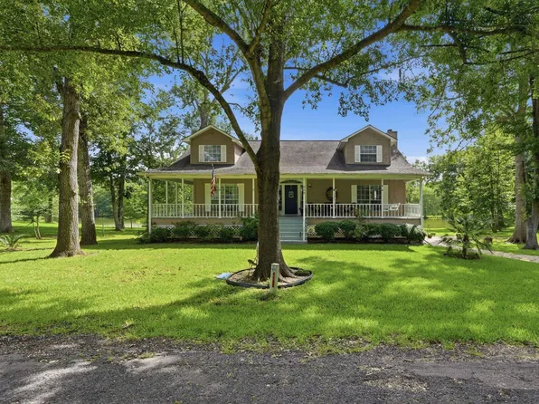 249 Lakeshore Dr, Cleveland, TX 77327