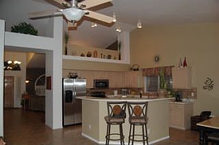 Kitchen with large island