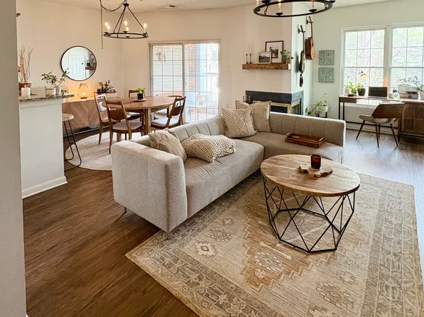 287 S Pickett St APT 302, Alexandria, VA 22304