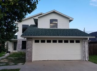 1805 Sharon Dr, Corinth, TX 76210