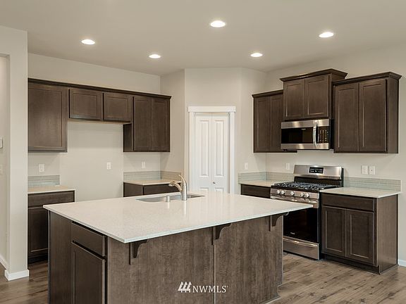 5th image of 9815 Hawkins Avenue Lot34
