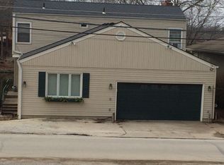 68 Beach Dr, Lake Tapawingo, MO 64015