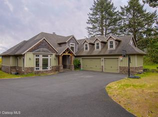 33308 Neacoxie Ln, Warrenton, OR 97146