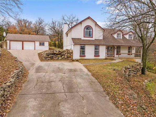 19080 W 65th Ter, Shawnee, KS 66218