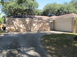 16211 Brookvilla Dr, Houston, TX 77059