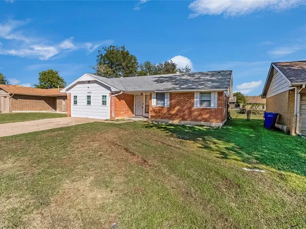 4504 Meadowpark Dr, Midwest City, OK 73110