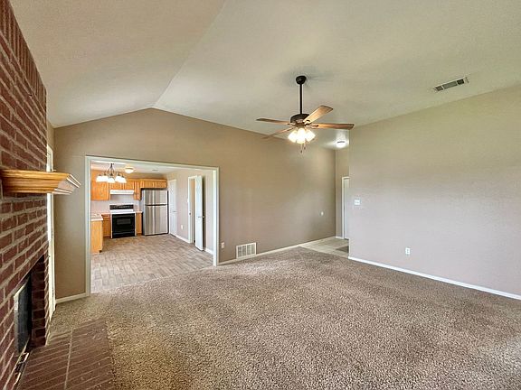 4th image of 3410 Saul Dr