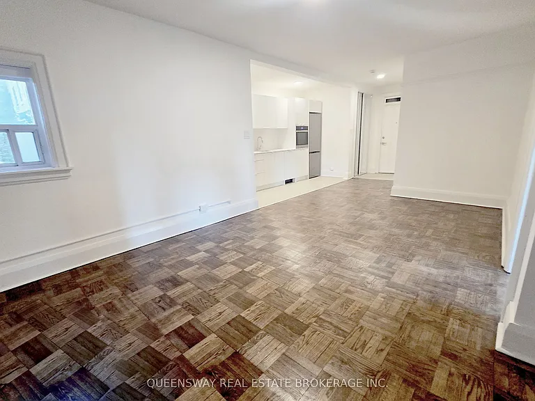 110 Wellesley St E #508 — Photo 8