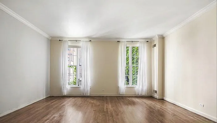 Rented by Level Group | media 5