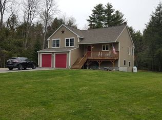 28 Copperhead Rd, Gorham, ME 04038