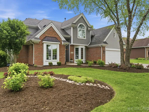 1650 Fox Trail Dr, Batavia, IL 60510