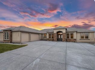 83804 Wallowa Rd, Kennewick, WA 99338