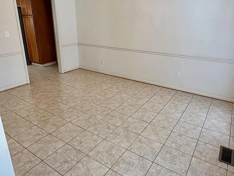 3222 Titanic Dr — Photo 4