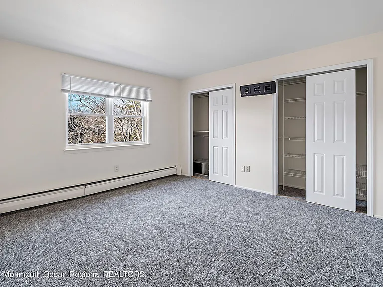 80 Manchester Ct #F — Photo 9