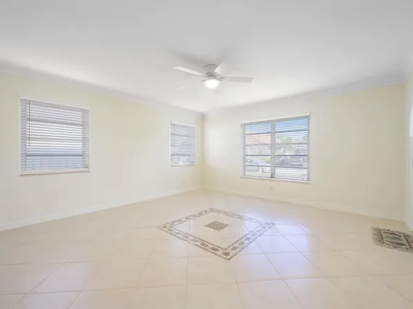 1706 Dewey St, Hollywood, FL 33020