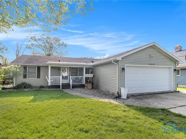 29058 White Rd, Perrysburg, OH 43551
