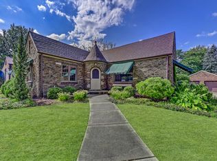 8144 Forest Ave, Munster, IN