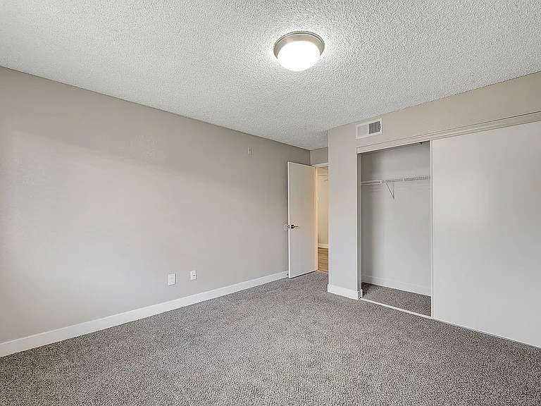 Arium Emerald Springs — Photo 29