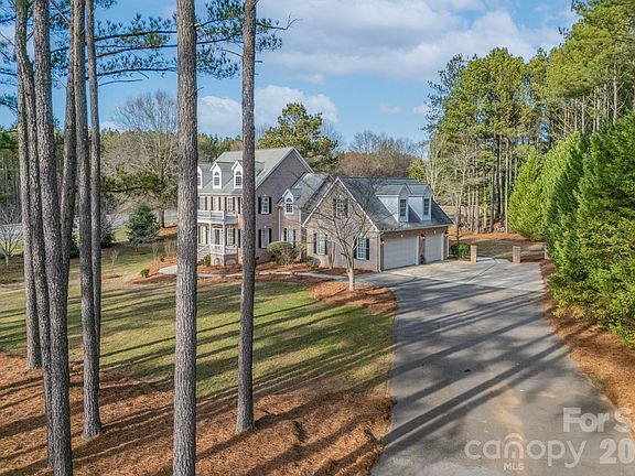 5th image of 803 Land Grant Ct