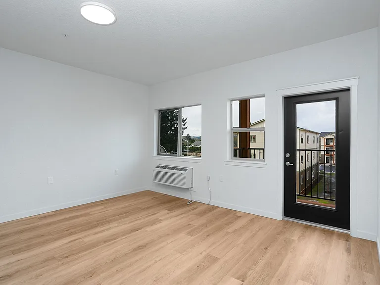 Riddell Rd Apartments — Photo 22
