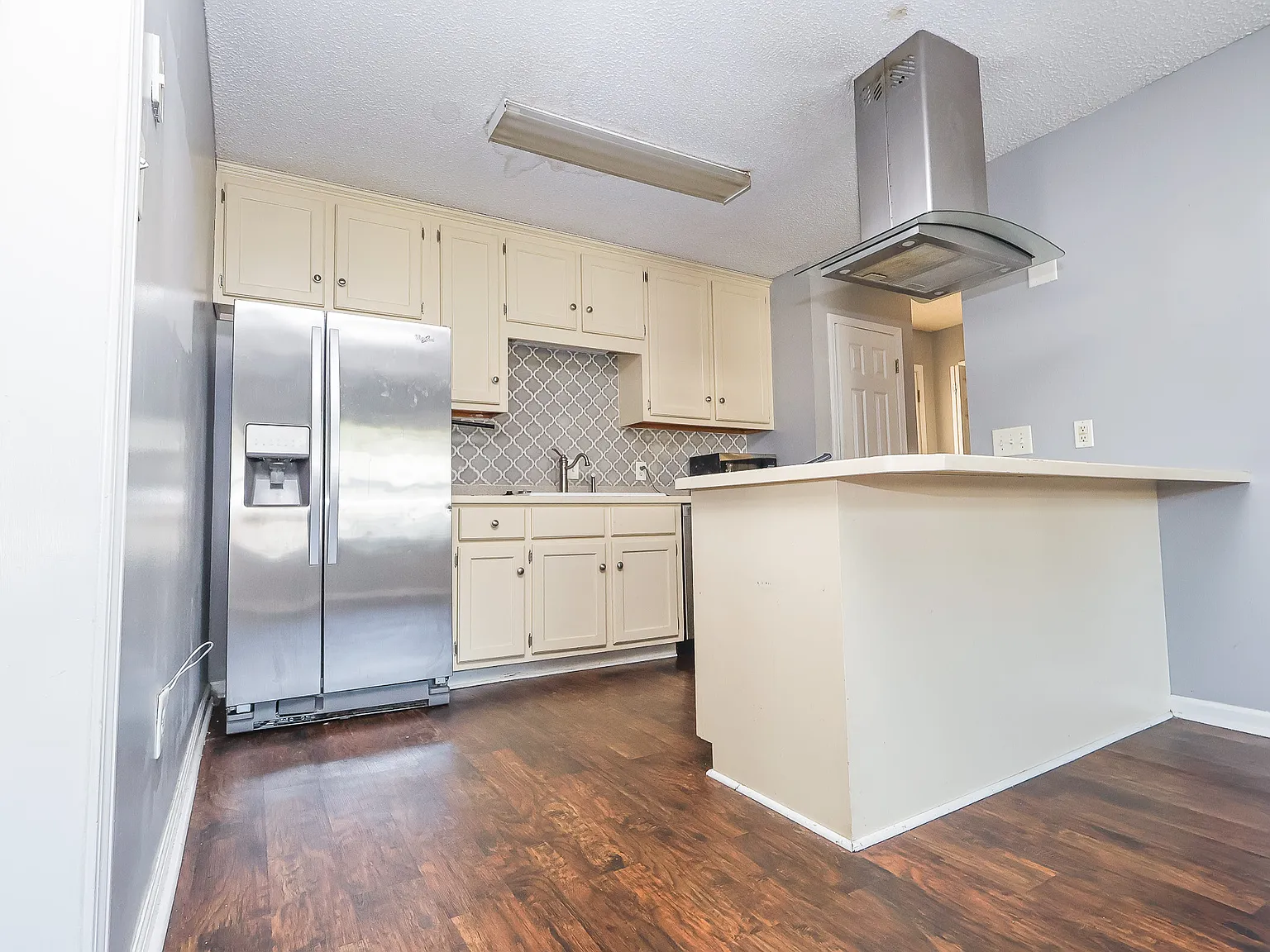 3 bed, 1331 sqft, $1,695 — Photo 4