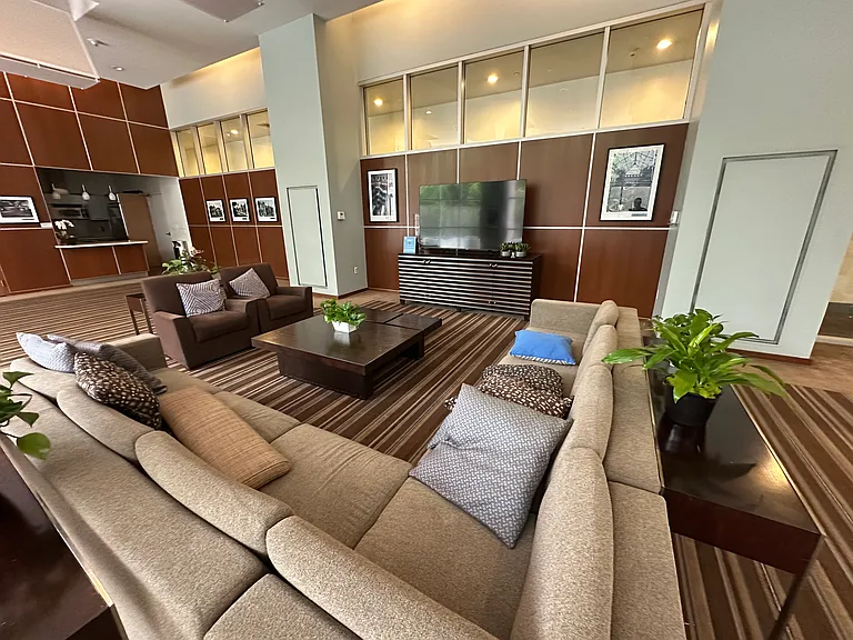 801 S Grand Ave #1812 — Photo 4