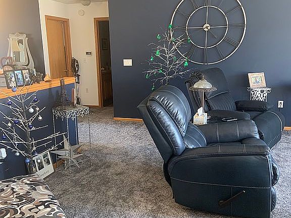 4th image of 7280 Zachary Dr