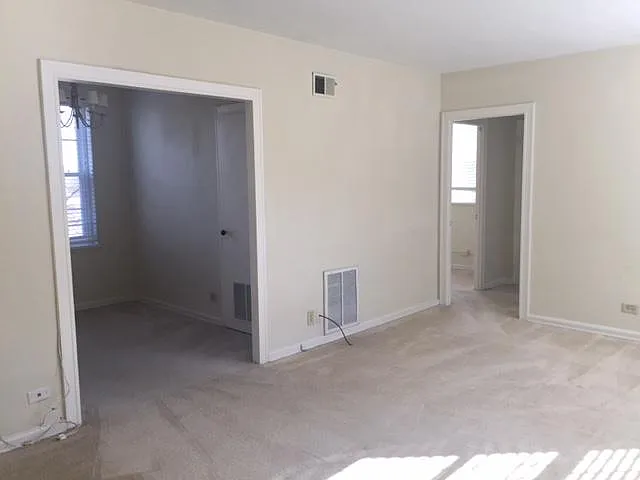 601 Cleveland St #2F — Photo 8
