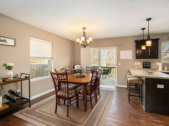 5th image of 7579 Stermer Dr
