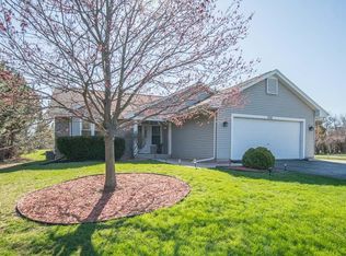 430 Fairway Dr, Brookfield, WI 53005