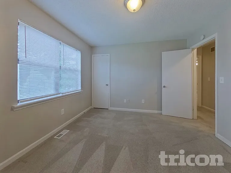 17 Paces Meadows Dr — Photo 10