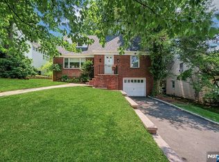 616 Rutland Ave, Teaneck, NJ 07666