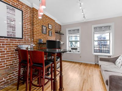 438 W 49th St APT 4D, Manhattan, NY, 10019