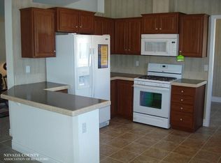 11191 Tracy Dr, Grass Valley, CA 95949