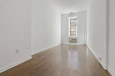 Rented by BARNES New York