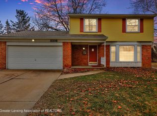 2216 Tulane Dr, Lansing, MI