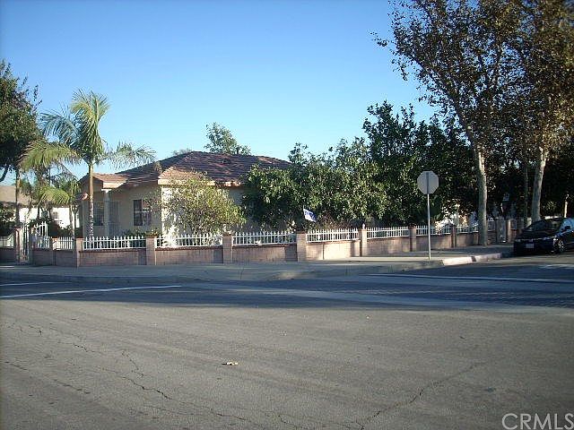 1st image of 11302 Acacia Pkwy