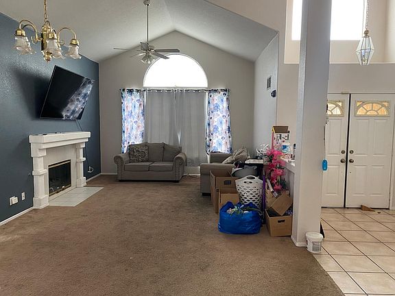 3rd image of 1519 Thomas Dr