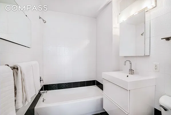 Rented by Compass | media 22