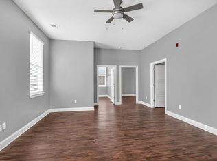 Bailey - 2111, Chattanooga, TN 37404