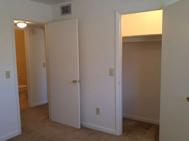 301 Piedmont St — Photo 13